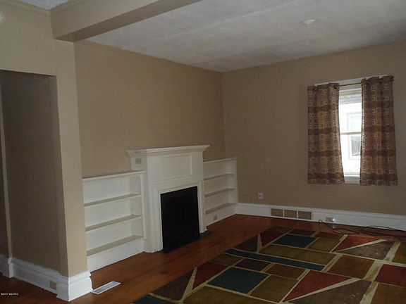 2nd image of 2168 Francis Ave SE