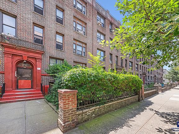 2nd image of 56 Winthrop St #9
