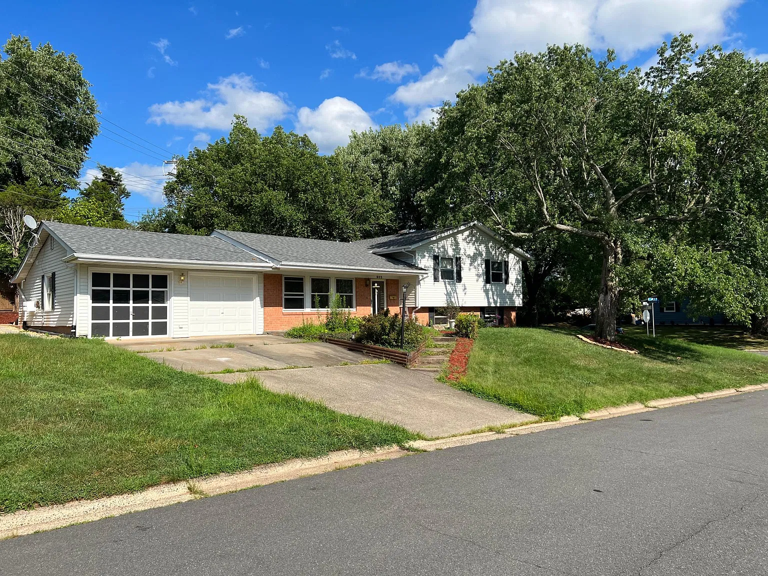 4 bed, 1668 sqft, $4,500 — Photo 1