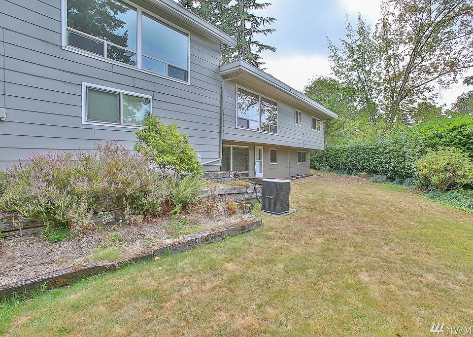 1st image of 11318 91st Avenue Ct SW