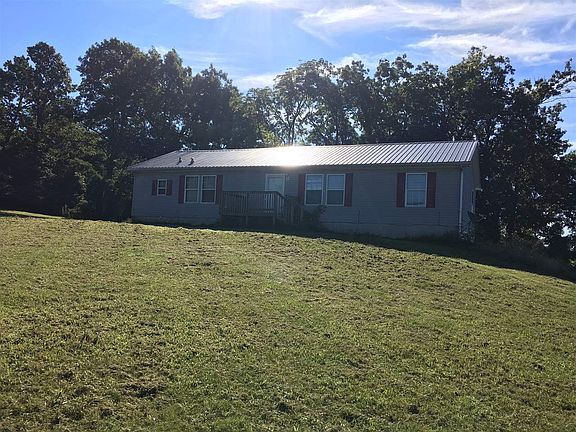 4th image of 655 Burnett Dr