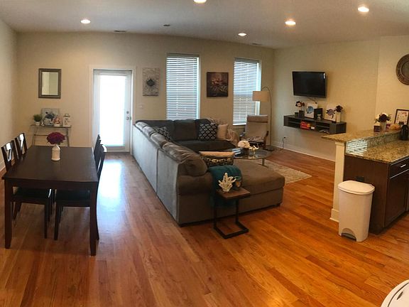 4th image of 1708 N Ashland Ave #2