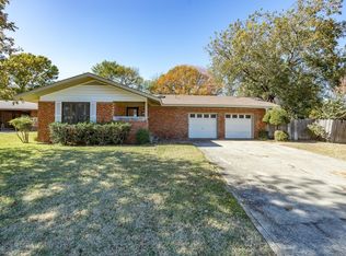 1104 Coffield St, Bowie, TX 76230