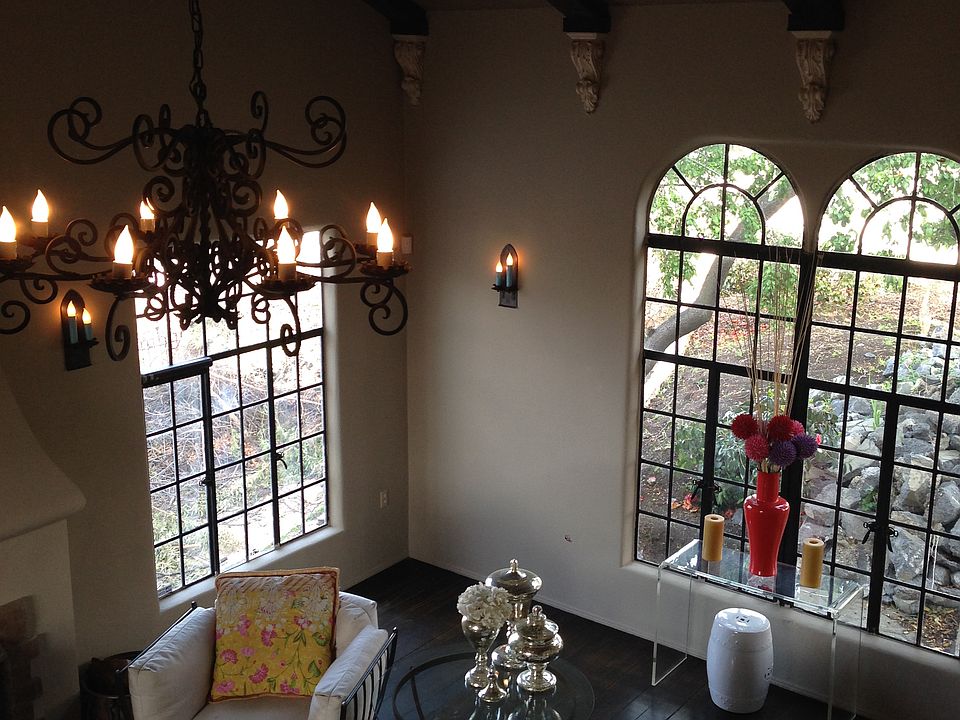 1st image of 3500 Calandria Ave