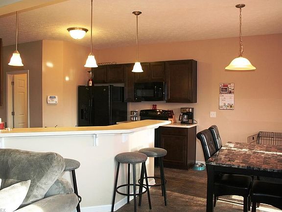 2nd image of 4043 Montgomery Dr