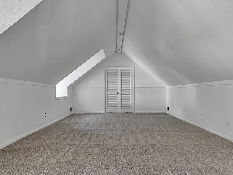 508 Whittle Way — Photo 28