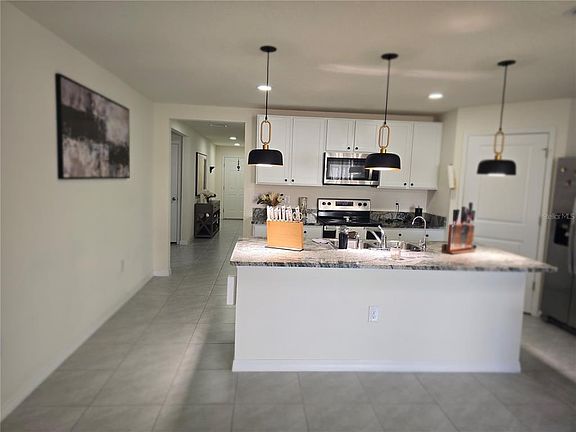 3rd image of 16706 Sunburst Lake St