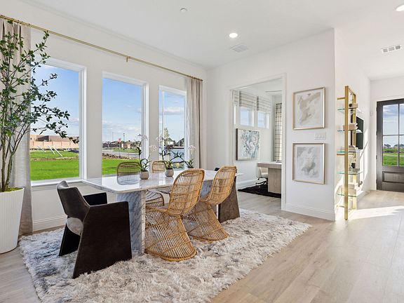 Representative Image - Organic Luxe