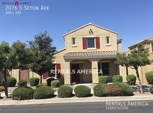 2076 S Seton Ave, Gilbert, AZ 85295