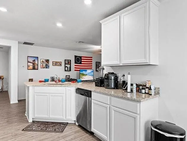 5318 Imagination Dr — Photo 3