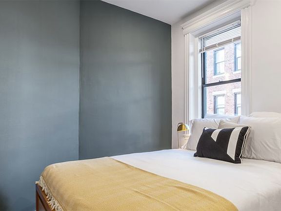 11 Queensberry St. #24 Boston - Fenway Unit Photo 7 (1)