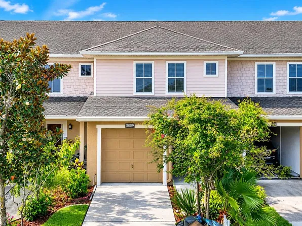 8009 TIPPERARY LN, TAMPA, FL 33610
