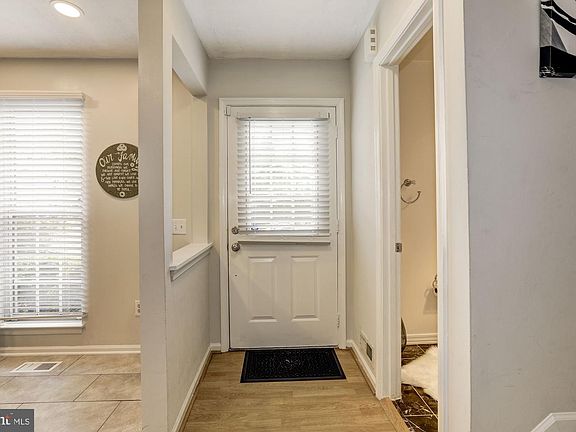 4th image of 14722 Green Park Way