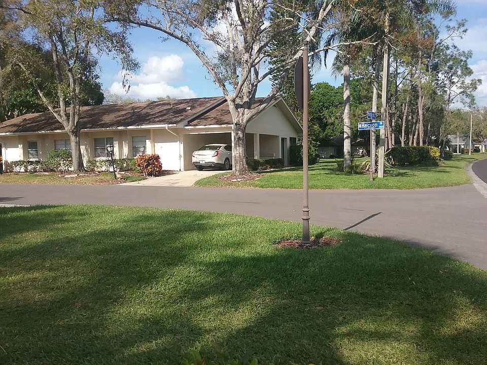 Corner lot