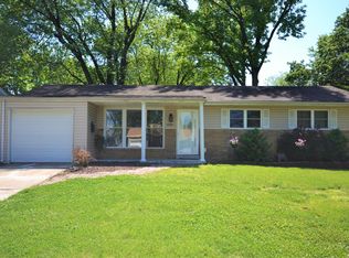 1590 Bobbinray Ave, Florissant, MO 63031
