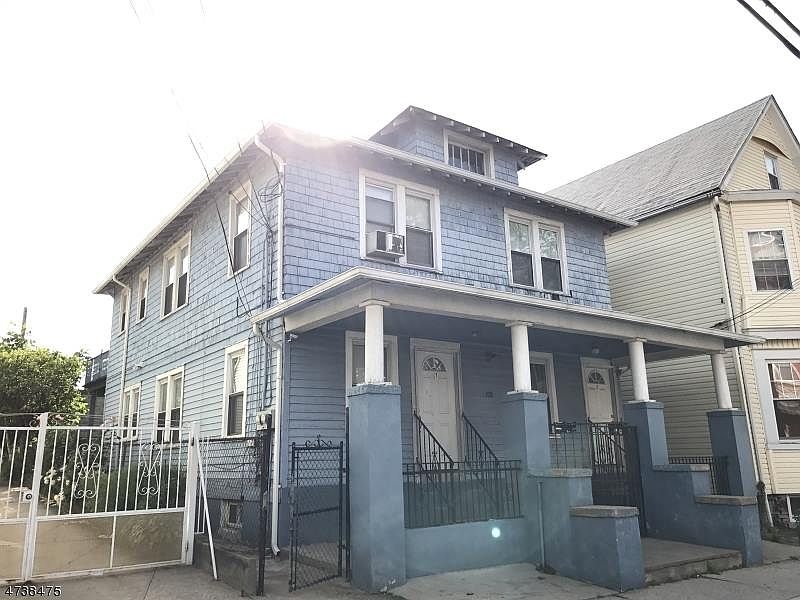 2nd image of 128 Brill St