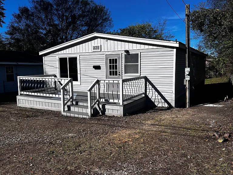 616 Section Line St — Photo 33