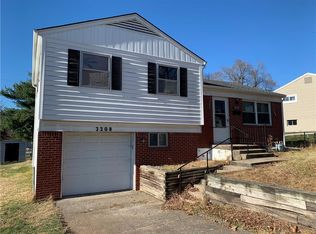 3208 S Trail Ridge Dr, Independence, MO 64055