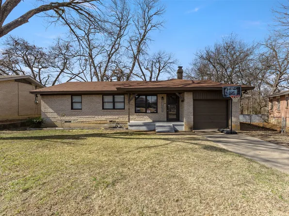 1206 Hillside Dr, Grand Prairie, TX 75051