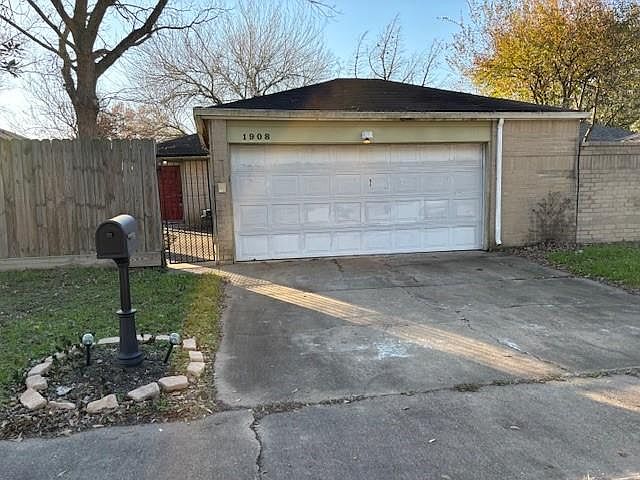 1st image of 1908 Chelsea Ct