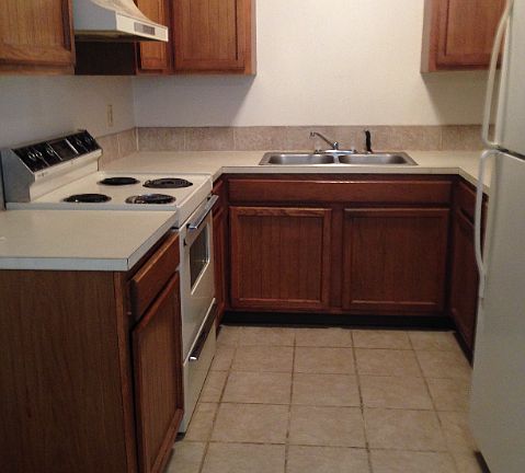 2nd image of 357 Oxford Ct