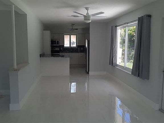 5th image of 8815 NE 9th Ct