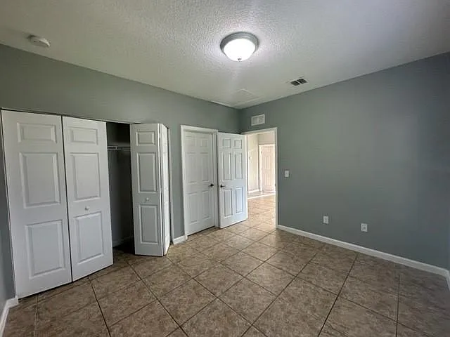 1035 NE 10th Ave #3 — Photo 23