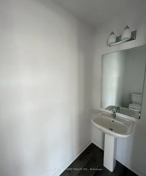 61 Soho St #79 — Photo 26