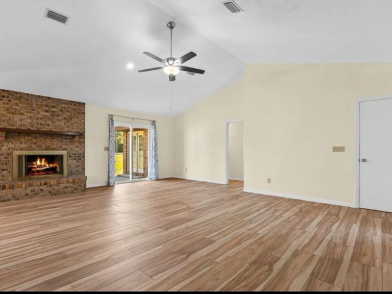 225 NW Mallard Pl — Photo 21