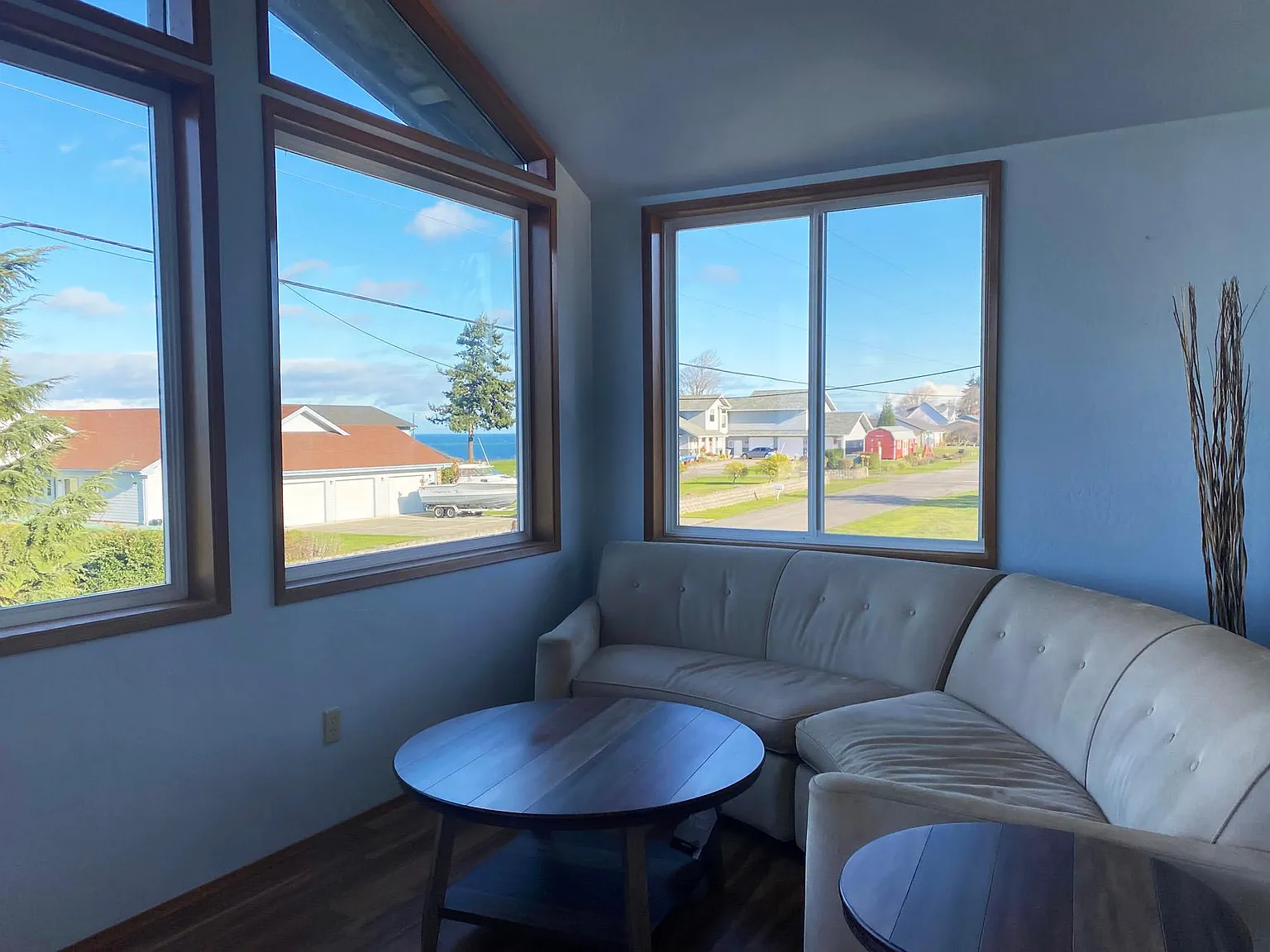 2 bed, 1.5 bath, 1772 sqft, $3,000 — Photo 2