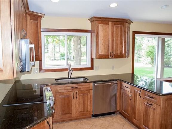 5th image of 7314 Park Lake Dr