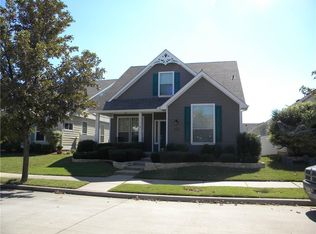 10248 Waterbury Dr, Aubrey, TX 76227