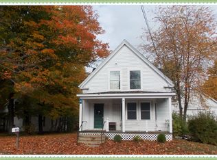 4 N Main St, Newton, NH 03858