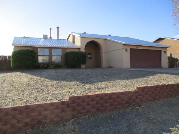 557 Christine Dr NE, Rio Rancho, NM 87124