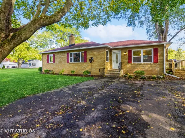 148 West St, Sugar Grove, IL 60554