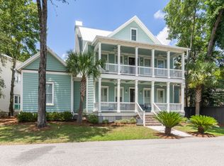 32 Robert Mills Cir, Mount Pleasant, SC 29464