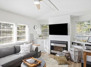 2560 Westview Rd, Selwyn, ON K0L 2H0