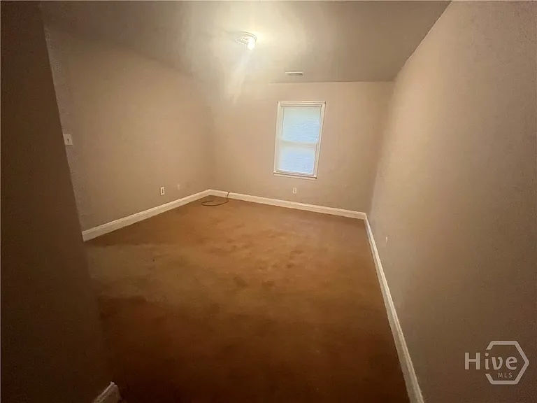 160 Fair Oaks Dr — Photo 8
