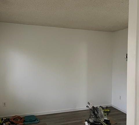 4th image of 113 Drury Cir