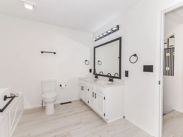 613 Wulbrun Dr — Photo 16