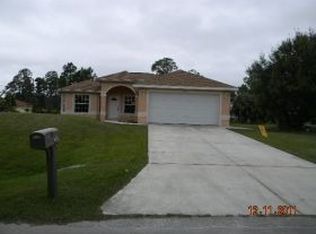 1701 N Drake Ave, Lehigh Acres, FL 33971