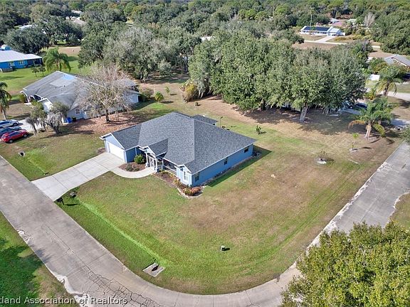 4th image of 309 Cardinal Rd