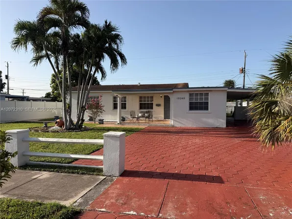 10240 SW 35th St, Miami, FL 33165