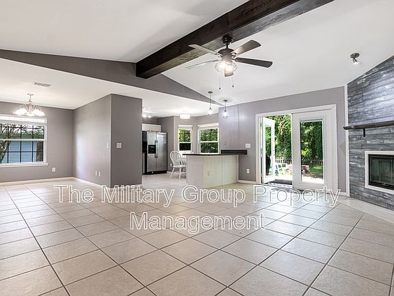 5th image of 12565 Long Lake Ct