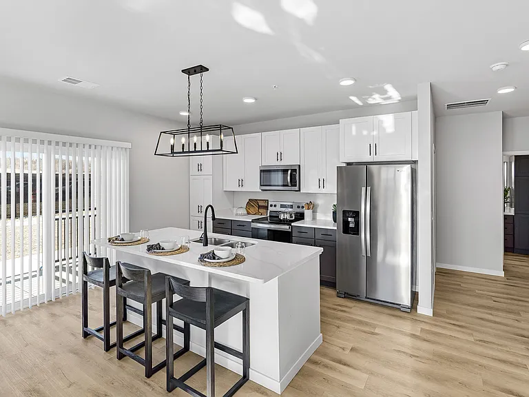 Apex at Verona Kitchen | Apartments