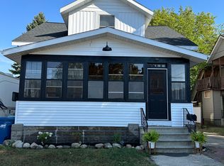 108 S 8th St #2, Grand Haven, MI 49417
