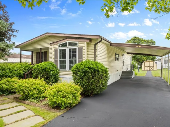 6410 Murphy Dr, Victor, NY 14564