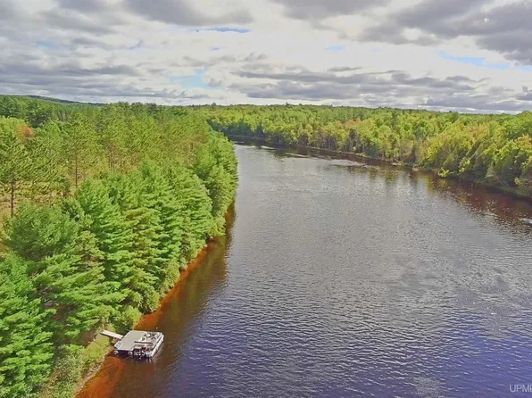 Copper Dr, Pembine, WI 54156