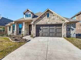 1806 Chadwick Ln, Forney, TX 75126