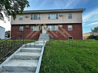 5216 SW 23rd St #6, Topeka, KS 66614